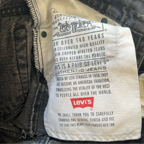 vintage levi cutoff shorts - Picture 5 of 5